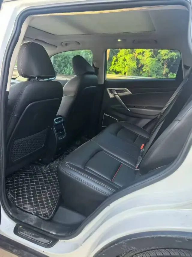 2020 Roewe i6 1.5T 169HP L4 7DCT,autocango,china used car exporter,china ev exporter,chinese used car exporter,chinese used ev exporter