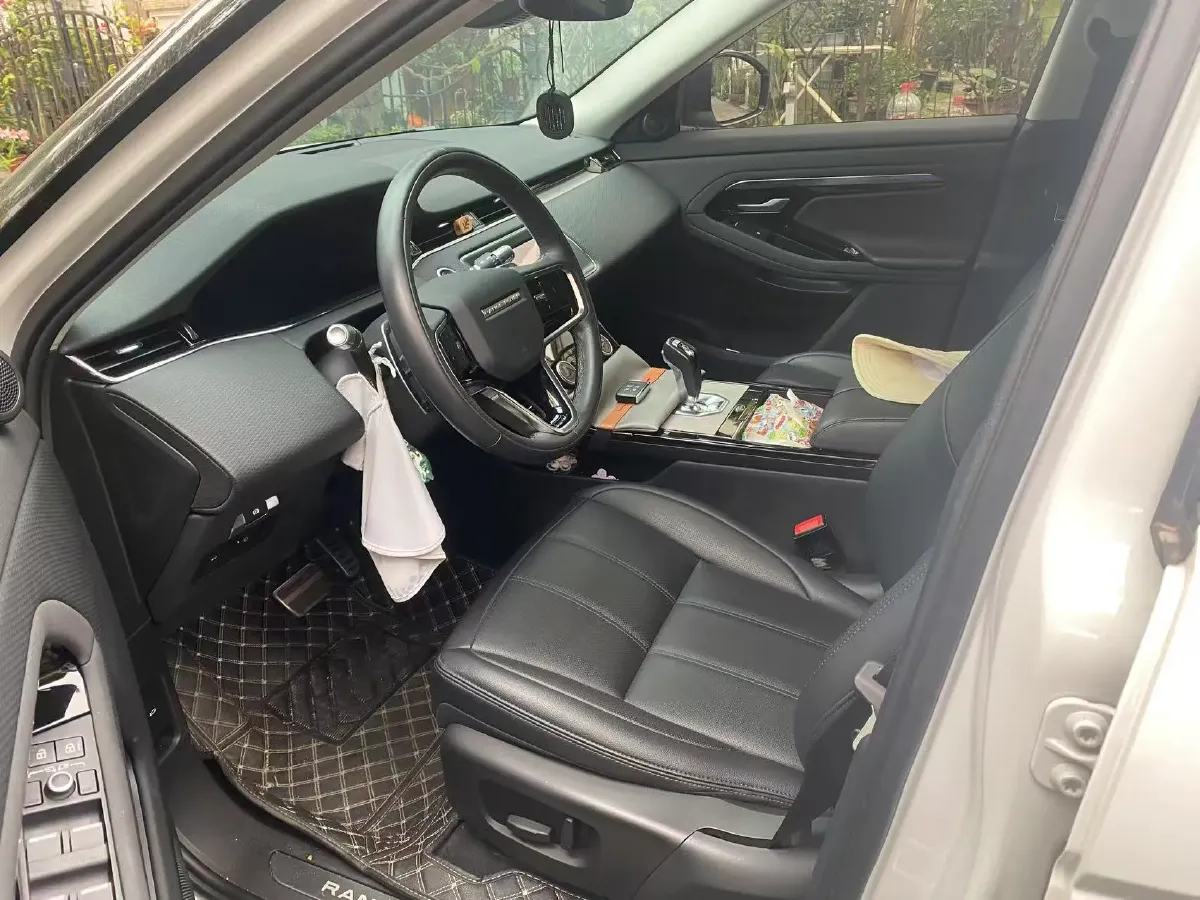 2021 Land Rover Range Rover Evoque 2.0T 200HP L4 9AT,autocango,china used car exporter,china ev exporter,chinese used car exporter,chinese used ev exporter