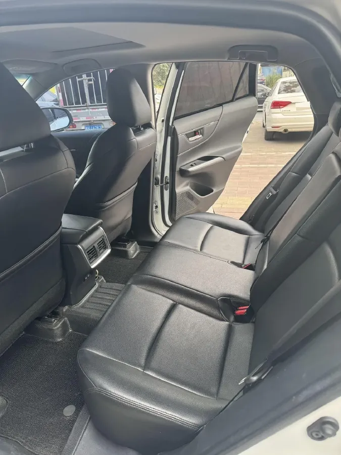 2022 Toyota Harrier 2.0L 171HP L4 CVT,autocango,china used car exporter,china ev exporter,chinese used car exporter,chinese used ev exporter