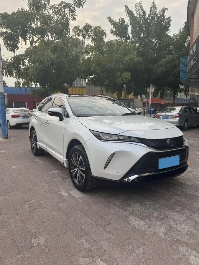2022 Toyota Harrier 2.0L 171HP L4 CVT,autocango,china used car exporter,china ev exporter,chinese used car exporter,chinese used ev exporter