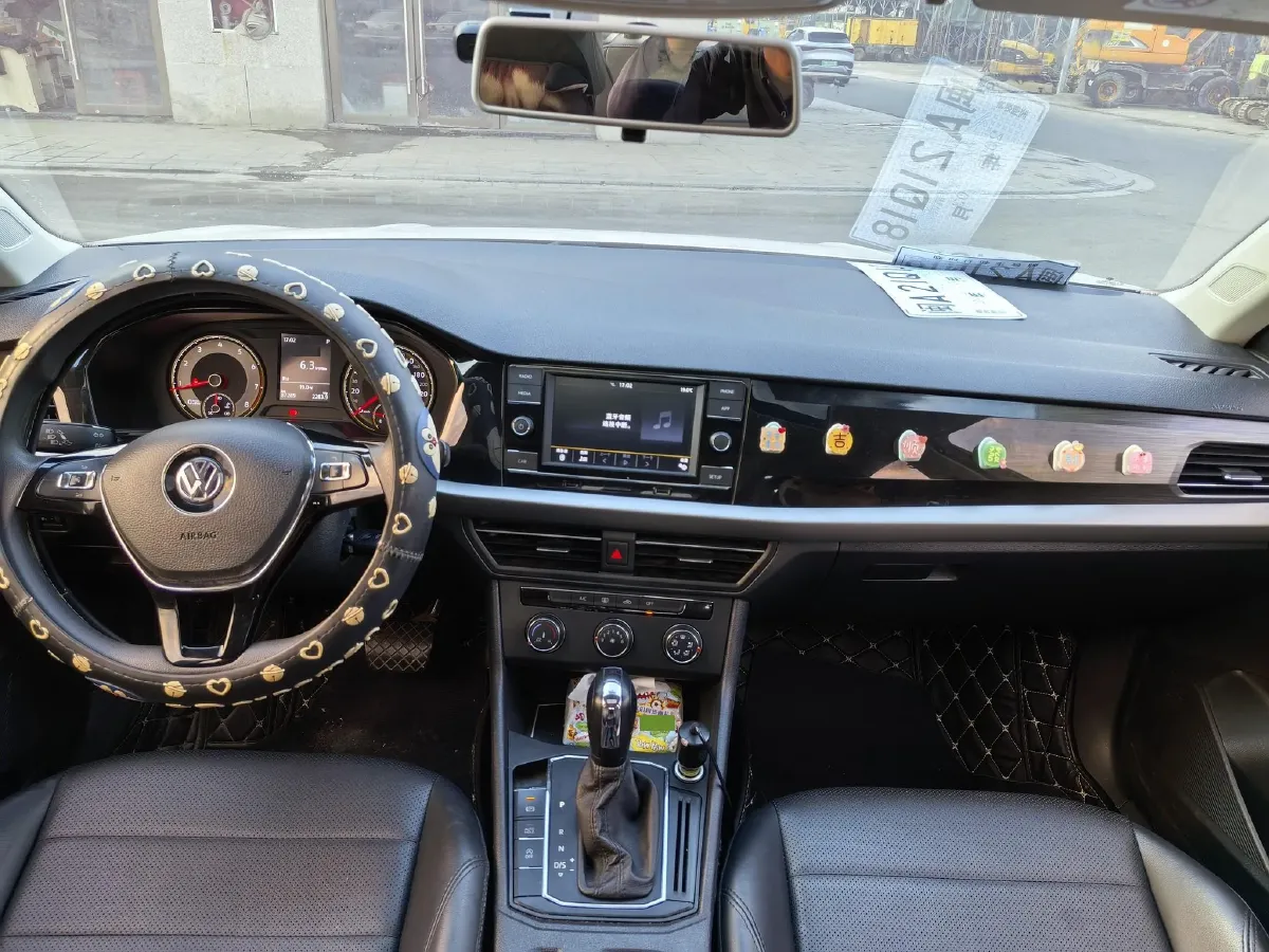 2018 Volkswagen Lavida 1.2T 116HP L4 7DCT,autocango,china used car exporter,china ev exporter,chinese used car exporter,chinese used ev exporter