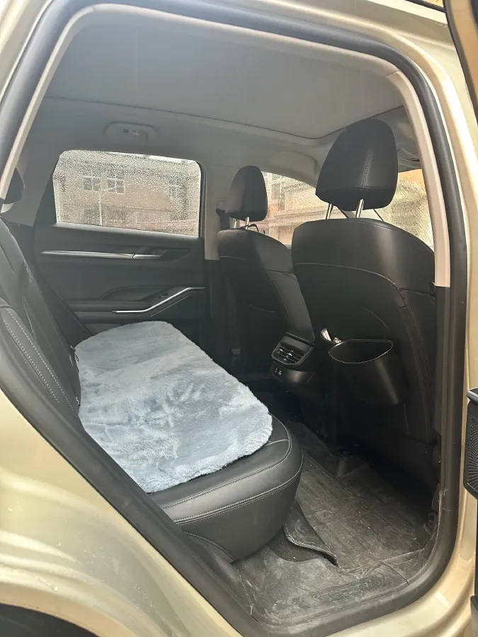 2024 Haval H6 1.5T 184HP L4 7DCT,autocango,china used car exporter,china ev exporter,chinese used car exporter,chinese used ev exporter