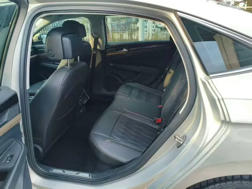 2019 Volvo V40 1.5T 152HP L4 6AT,autocango,china used car exporter,china ev exporter,chinese used car exporter,chinese used ev exporter