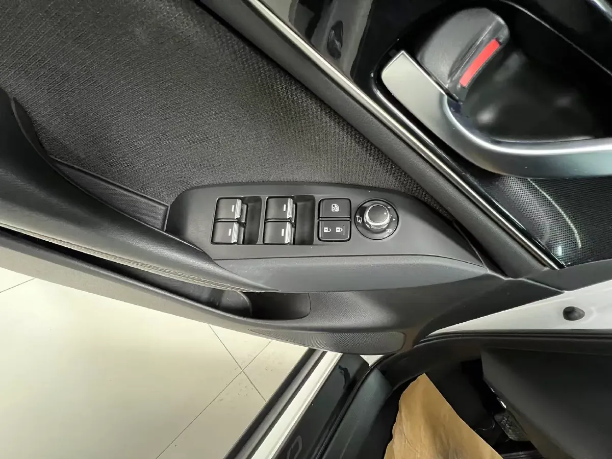 2021 Mazda CX-4 2.0L 158HP L4 6AT,autocango,china used car exporter,china ev exporter,chinese used car exporter,chinese used ev exporter