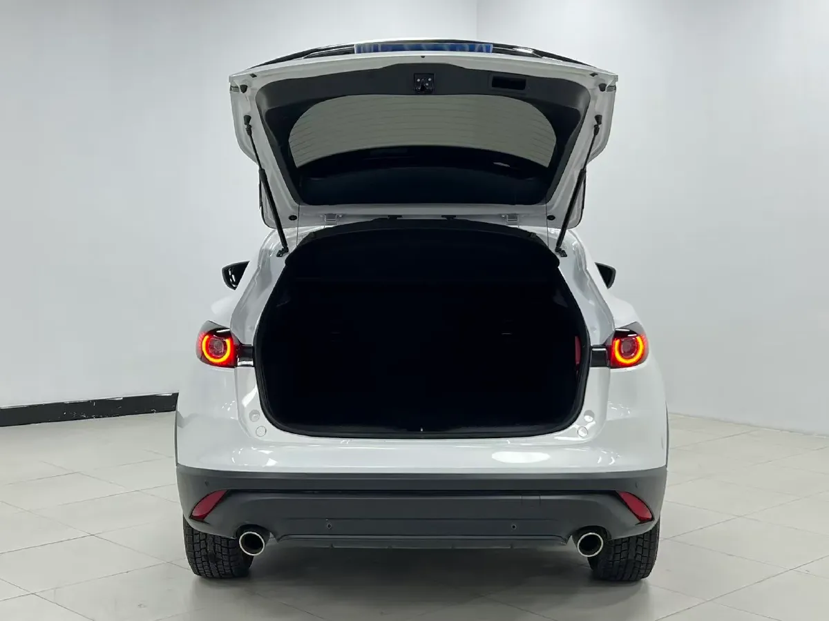 2021 Mazda CX-4 2.0L 158HP L4 6AT,autocango,china used car exporter,china ev exporter,chinese used car exporter,chinese used ev exporter