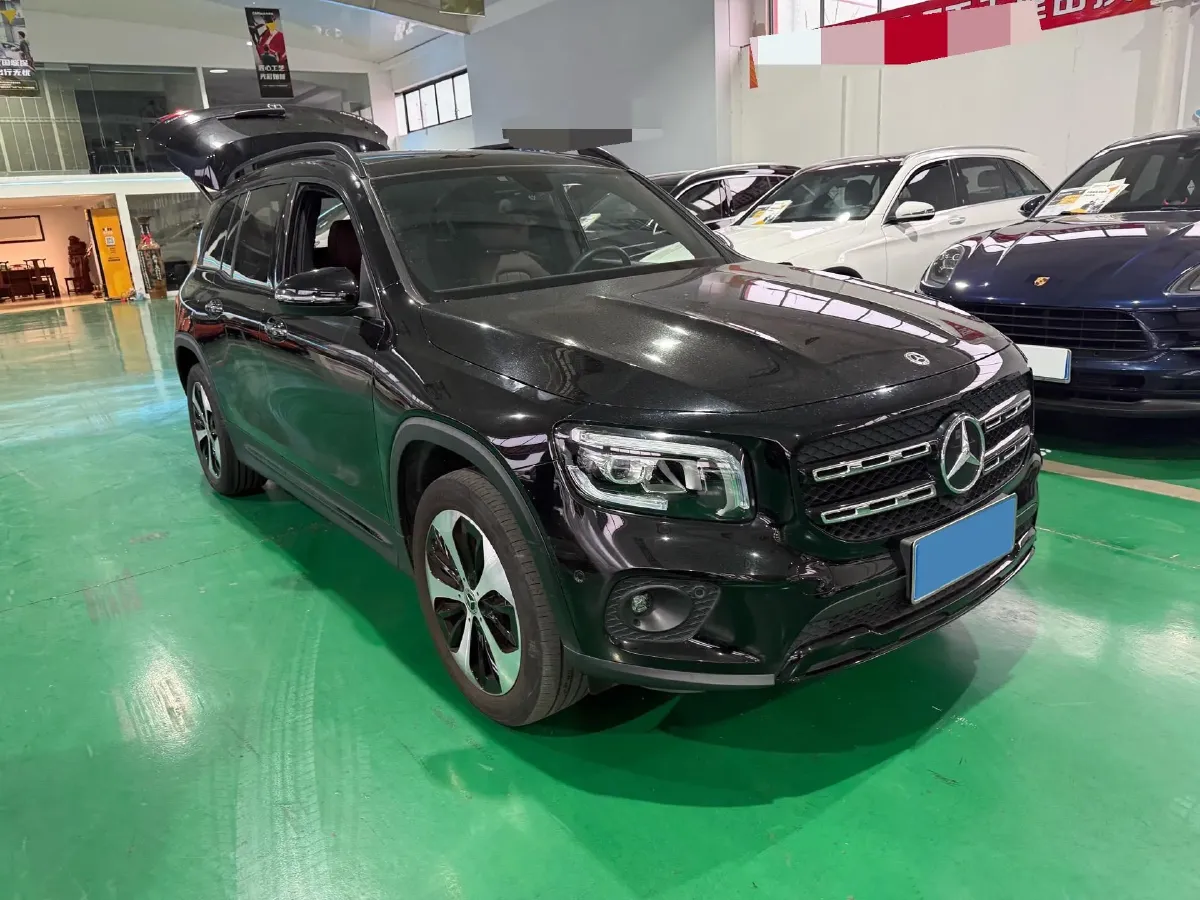 2022 Mercedes-Benz GLB Class 2.0T 190HP L4 8DCT,autocango,china used car exporter,china ev exporter,chinese used car exporter,chinese used ev exporter