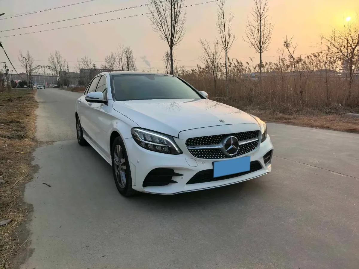 2021 Mercedes-Benz C Class 1.5T 156HP L4 9AT,autocango,china used car exporter,china ev exporter,chinese used car exporter,chinese used ev exporter