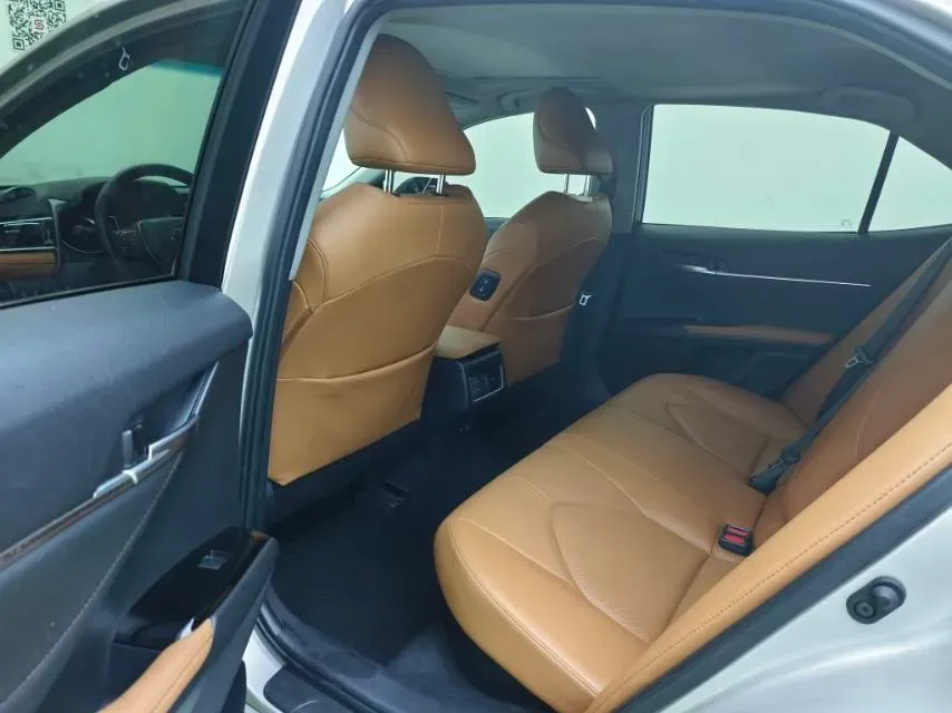 2021 Toyota Camry 2.5L 178HP L4 E-CVT Hybrid,autocango,china used car exporter,china ev exporter,chinese used car exporter,chinese used ev exporter