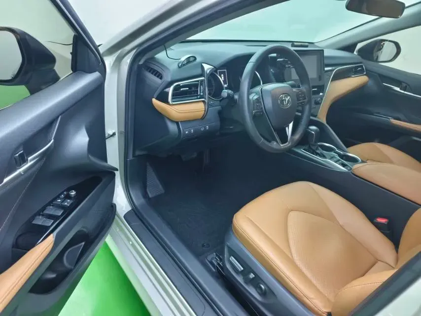 2021 Toyota Camry 2.5L 178HP L4 E-CVT Hybrid,autocango,china used car exporter,china ev exporter,chinese used car exporter,chinese used ev exporter