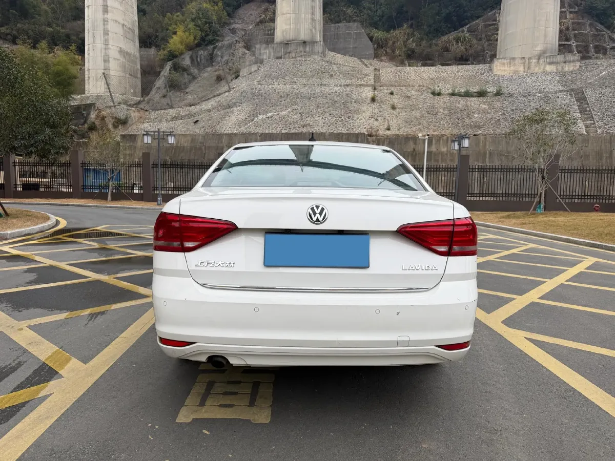 2017 Buick Excelle 1.5L 114HP L4 6AT,autocango,china used car exporter,china ev exporter,chinese used car exporter,chinese used ev exporter