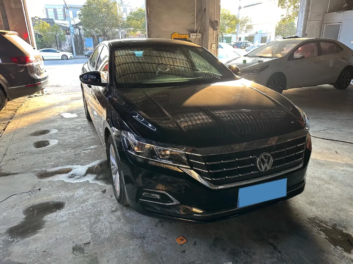2019 Volkswagen Passat 2.0T 186HP L4 7DCT,autocango,china used car exporter,china ev exporter,chinese used car exporter,chinese used ev exporter