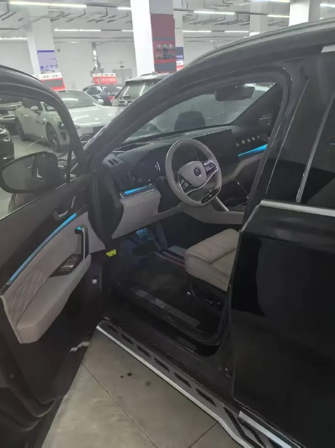 2024 BYD Tang 1.5T 139HP L4 E-CVT PHEV 21.504KWH,autocango,china used car exporter,china ev exporter,chinese used car exporter,chinese used ev exporter