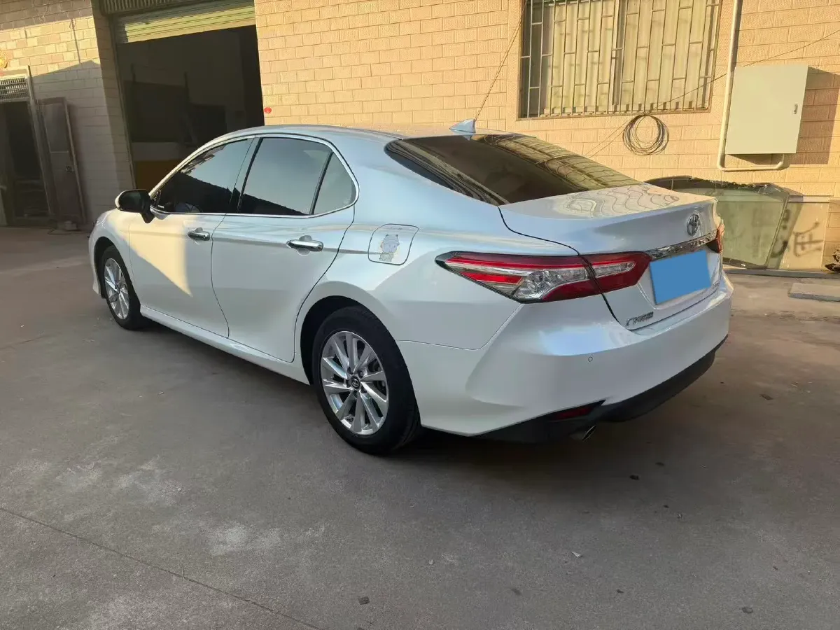 2021 Toyota Camry 2.0L 178HP L4 CVT,autocango,china used car exporter,china ev exporter,chinese used car exporter,chinese used ev exporter