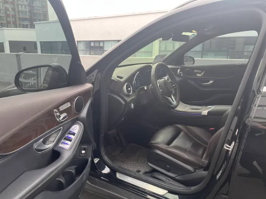 2020 Mercedes-Benz GLC Class 2.0T 197HP L4 9AT,autocango,china used car exporter,china ev exporter,chinese used car exporter,chinese used ev exporter