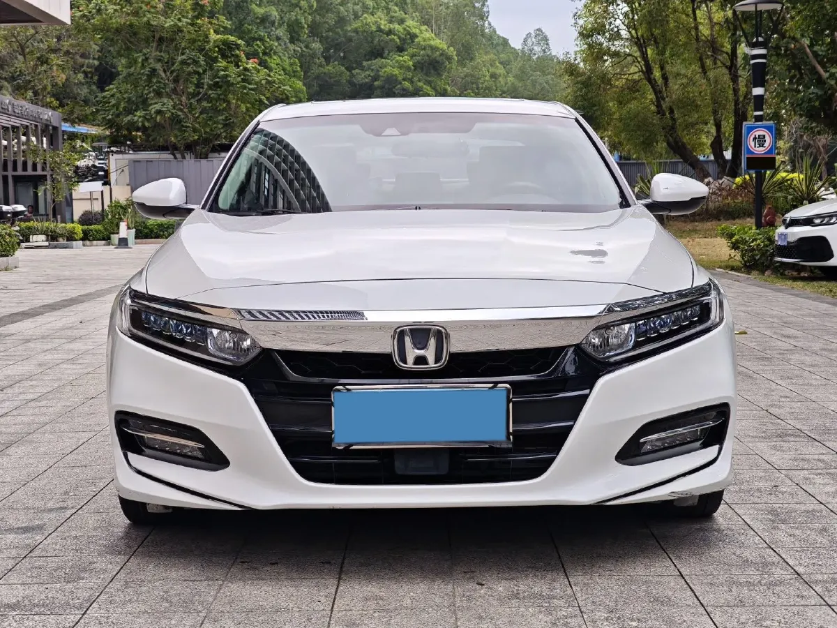2018 Honda Accord 2.0L 146HP L4 E-CVT Hybrid,autocango,china used car exporter,china ev exporter,chinese used car exporter,chinese used ev exporter