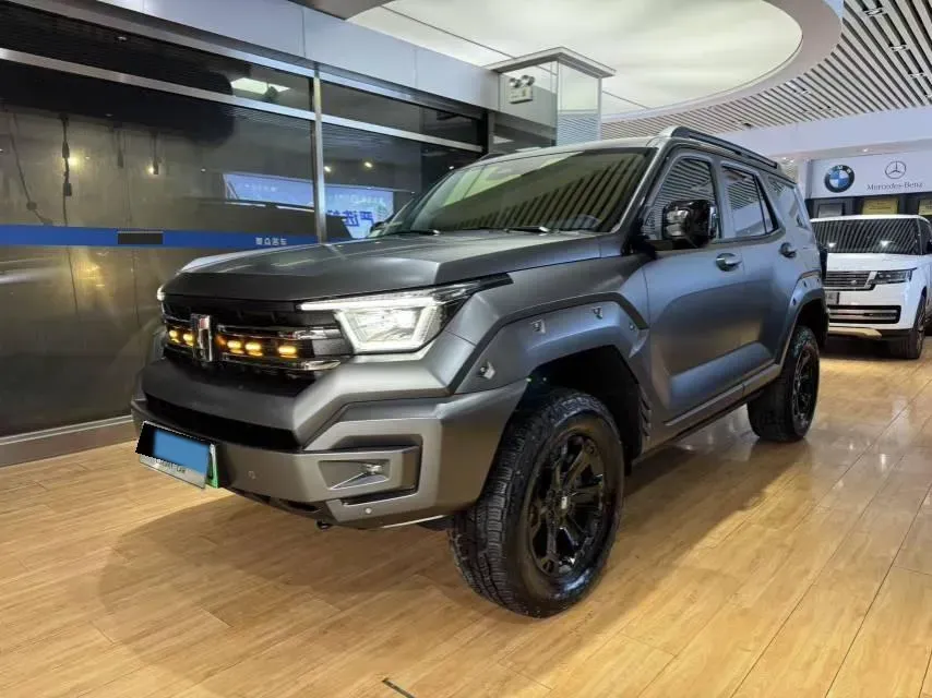 2024 Tank 400 2.0T 252HP L4 9AT PHEV 36.7/37.1KWH,autocango,china used car exporter,china ev exporter,chinese used car exporter,chinese used ev exporter