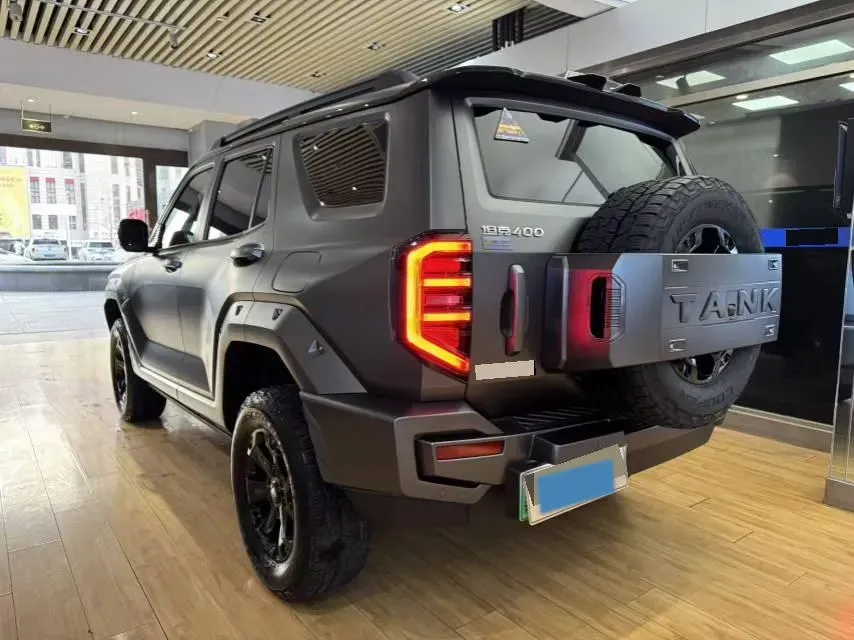 2024 Tank 400 2.0T 252HP L4 9AT PHEV 36.7/37.1KWH,autocango,china used car exporter,china ev exporter,chinese used car exporter,chinese used ev exporter