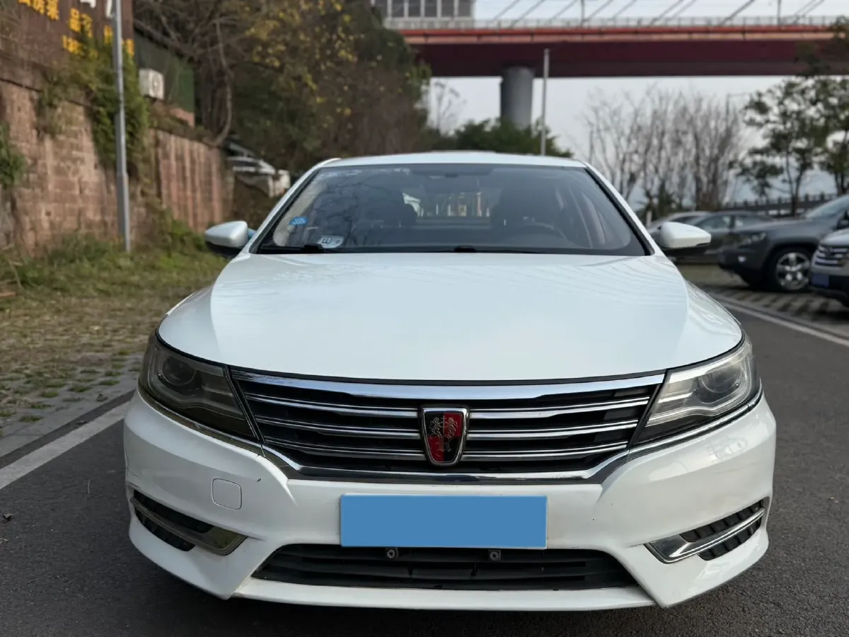 2017 Roewe i6 1.5T 169HP L4 7DCT,autocango,china used car exporter,china ev exporter,chinese used car exporter,chinese used ev exporter