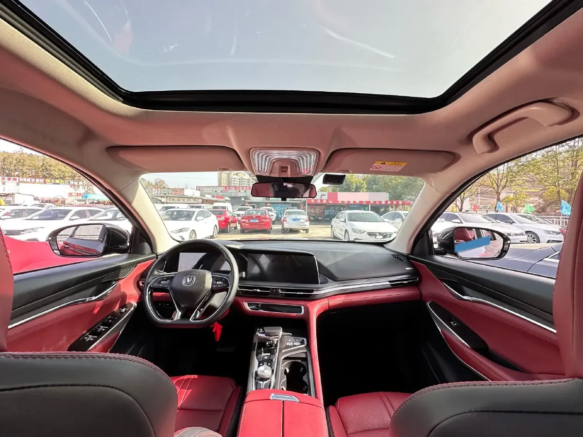 2020 ChangAn CS75 Plus 2.0T 233HP L4 8AT,autocango,china used car exporter,china ev exporter,chinese used car exporter,chinese used ev exporter