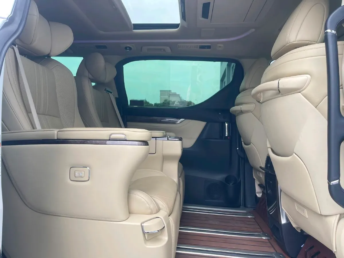2021 Toyota Alphard 2.5L 117HP L4 E-CVT Hybrid,autocango,china used car exporter,china ev exporter,chinese used car exporter,chinese used ev exporter