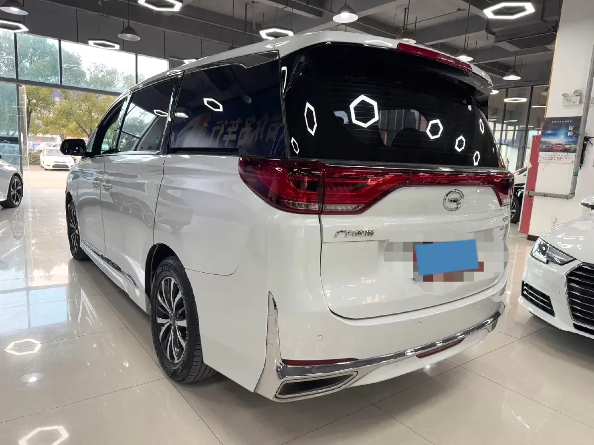 2021 GAC Trumpchi M8 2.0T 252HP L4 8AT,autocango,china used car exporter,china ev exporter,chinese used car exporter,chinese used ev exporter