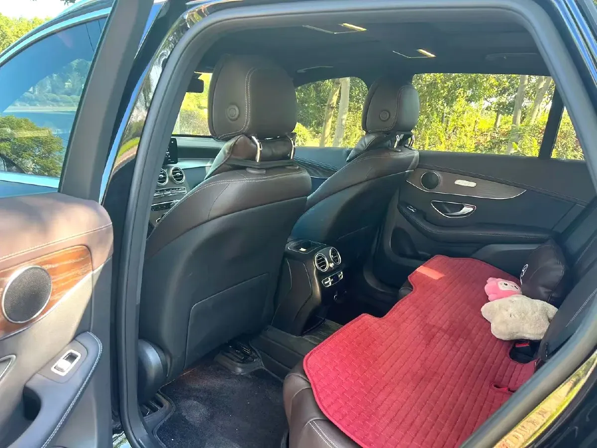 2020 Mercedes-Benz GLC Class 2.0T 197HP L4 9AT,autocango,china used car exporter,china ev exporter,chinese used car exporter,chinese used ev exporter