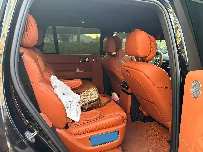 2023 Li L9 Range Extended 154HP REEV 42.6KWH,autocango,china used car exporter,china ev exporter,chinese used car exporter,chinese used ev exporter