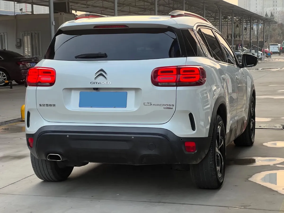 2017 Citroen C5 Aircross 1.6T 167HP L4 6AT,autocango,china used car exporter,china ev exporter,chinese used car exporter,chinese used ev exporter