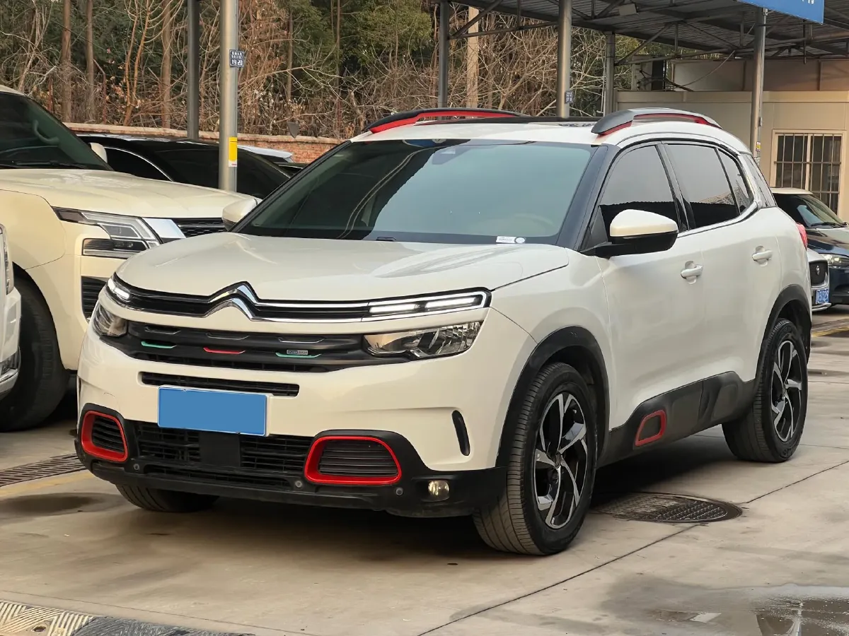 2017 Citroen C5 Aircross 1.6T 167HP L4 6AT,autocango,china used car exporter,china ev exporter,chinese used car exporter,chinese used ev exporter