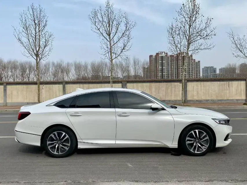 2022 Honda Accord 2.0L 146HP L4 E-CVT Hybrid,autocango,china used car exporter,china ev exporter,chinese used car exporter,chinese used ev exporter