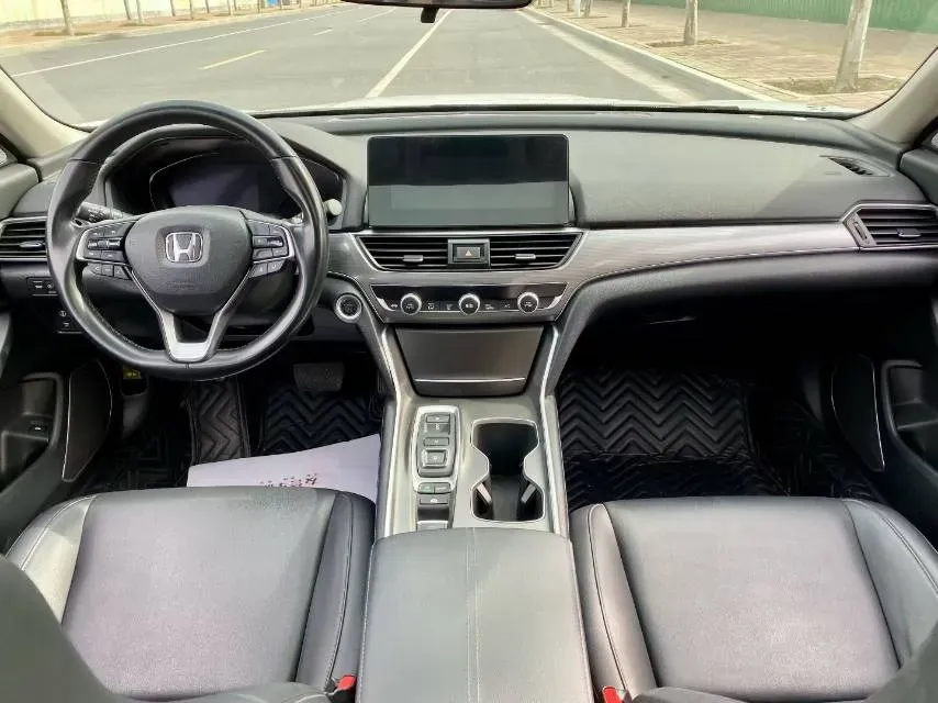2022 Honda Accord 2.0L 146HP L4 E-CVT Hybrid,autocango,china used car exporter,china ev exporter,chinese used car exporter,chinese used ev exporter