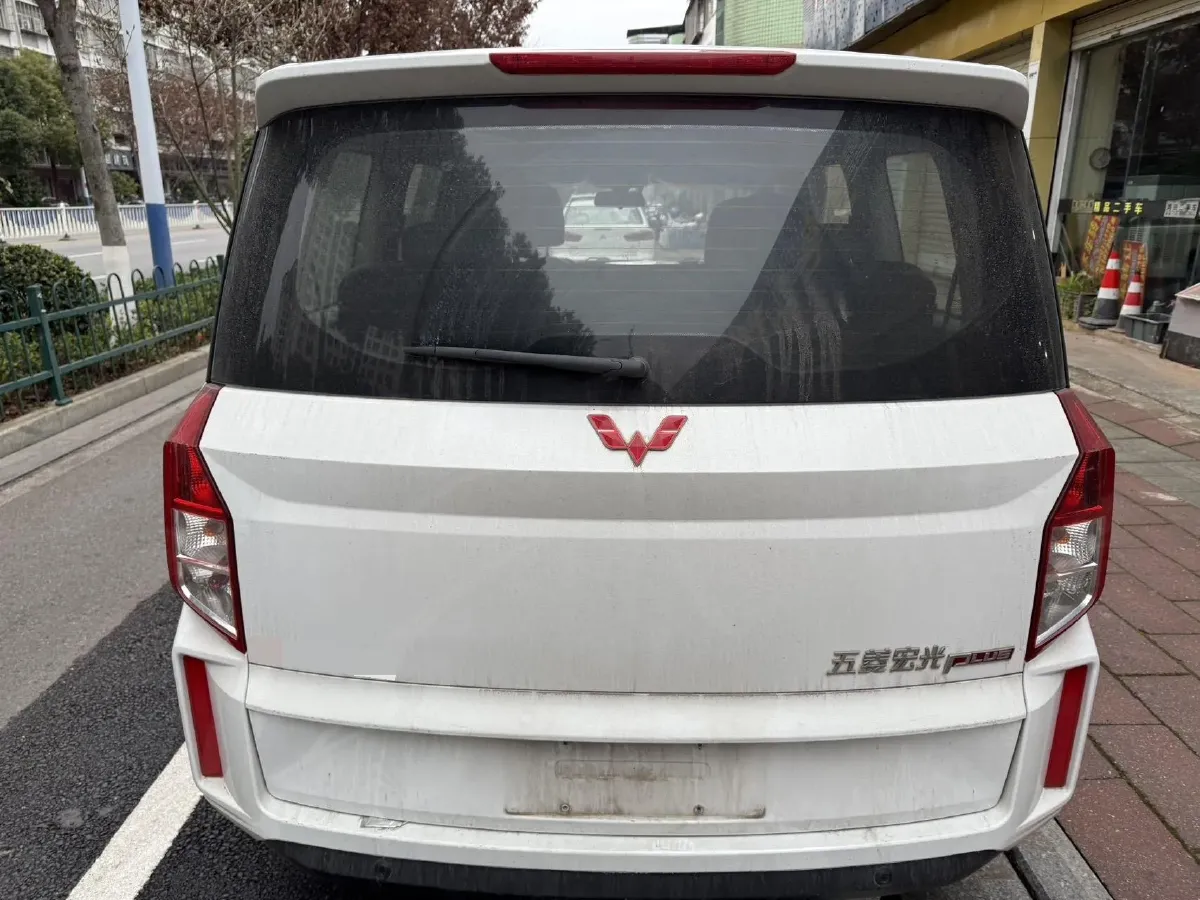 2019 WuLing HongGuang Plus 1.5T 147HP L4 6MT,autocango,china used car exporter,china ev exporter,chinese used car exporter,chinese used ev exporter