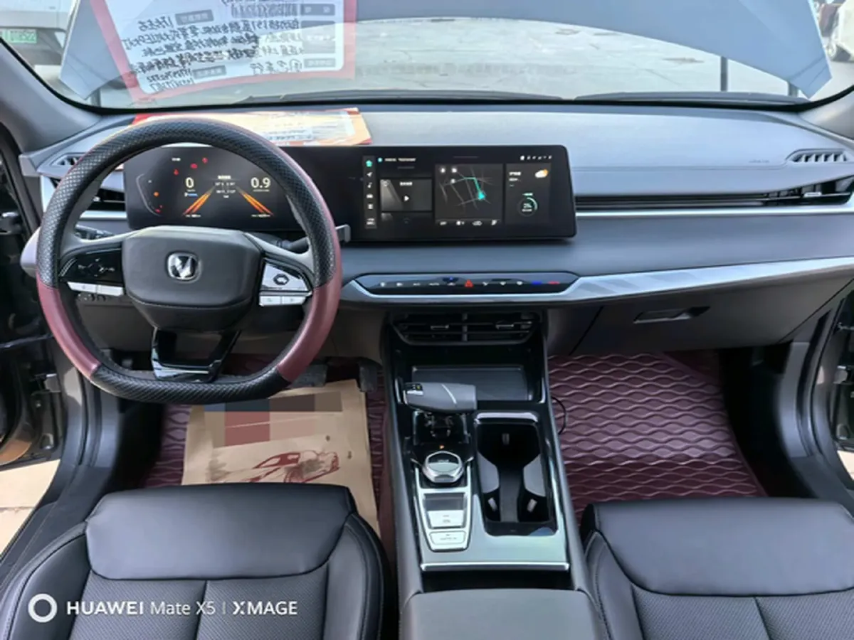 2023 ChangAn Raeton Plus 1.5T 188HP L4 7DCT,autocango,china used car exporter,china ev exporter,chinese used car exporter,chinese used ev exporter