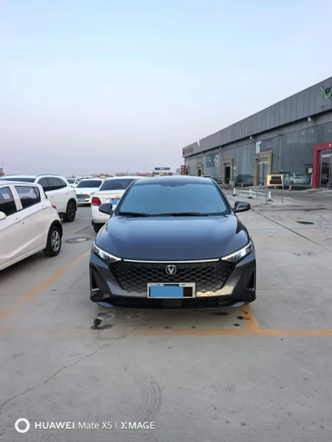 2023 ChangAn Raeton Plus 1.5T 188HP L4 7DCT,autocango,china used car exporter,china ev exporter,chinese used car exporter,chinese used ev exporter
