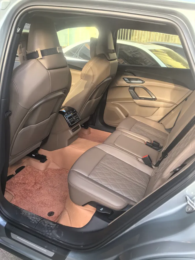 2026 Audi Q5L 2.0T 272HP L4 7DCT,autocango,china used car exporter,china ev exporter,chinese used car exporter,chinese used ev exporter