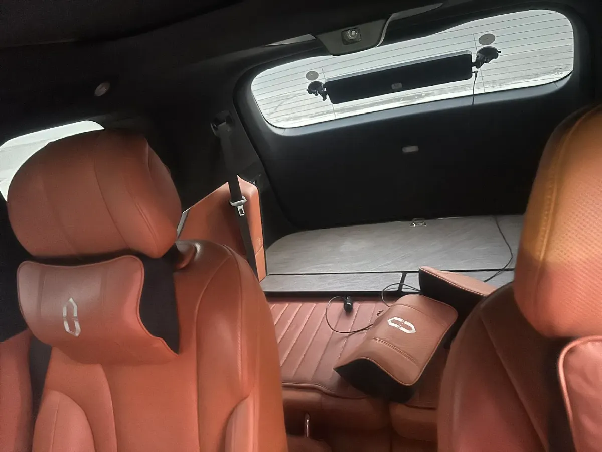 2024 AITO AITO M9 1.5T 152HP L4 REEV 42KWH,autocango,china used car exporter,china ev exporter,chinese used car exporter,chinese used ev exporter