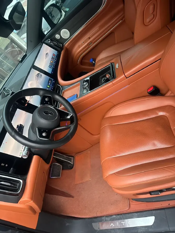 2024 AITO AITO M9 1.5T 152HP L4 REEV 42KWH,autocango,china used car exporter,china ev exporter,chinese used car exporter,chinese used ev exporter