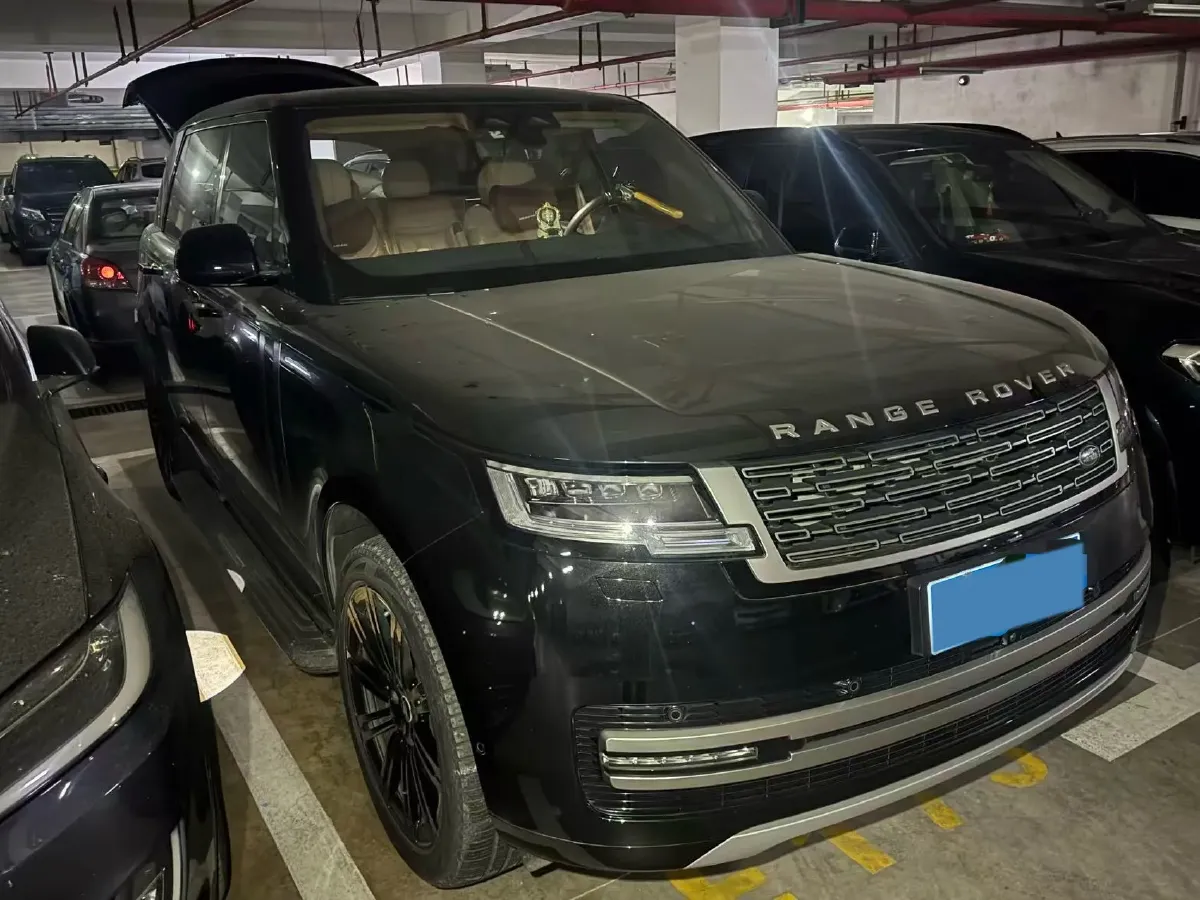 2024 Land Rover Range Rover 3.0T 400HP L6 8AT,autocango,china used car exporter,china ev exporter,chinese used car exporter,chinese used ev exporter