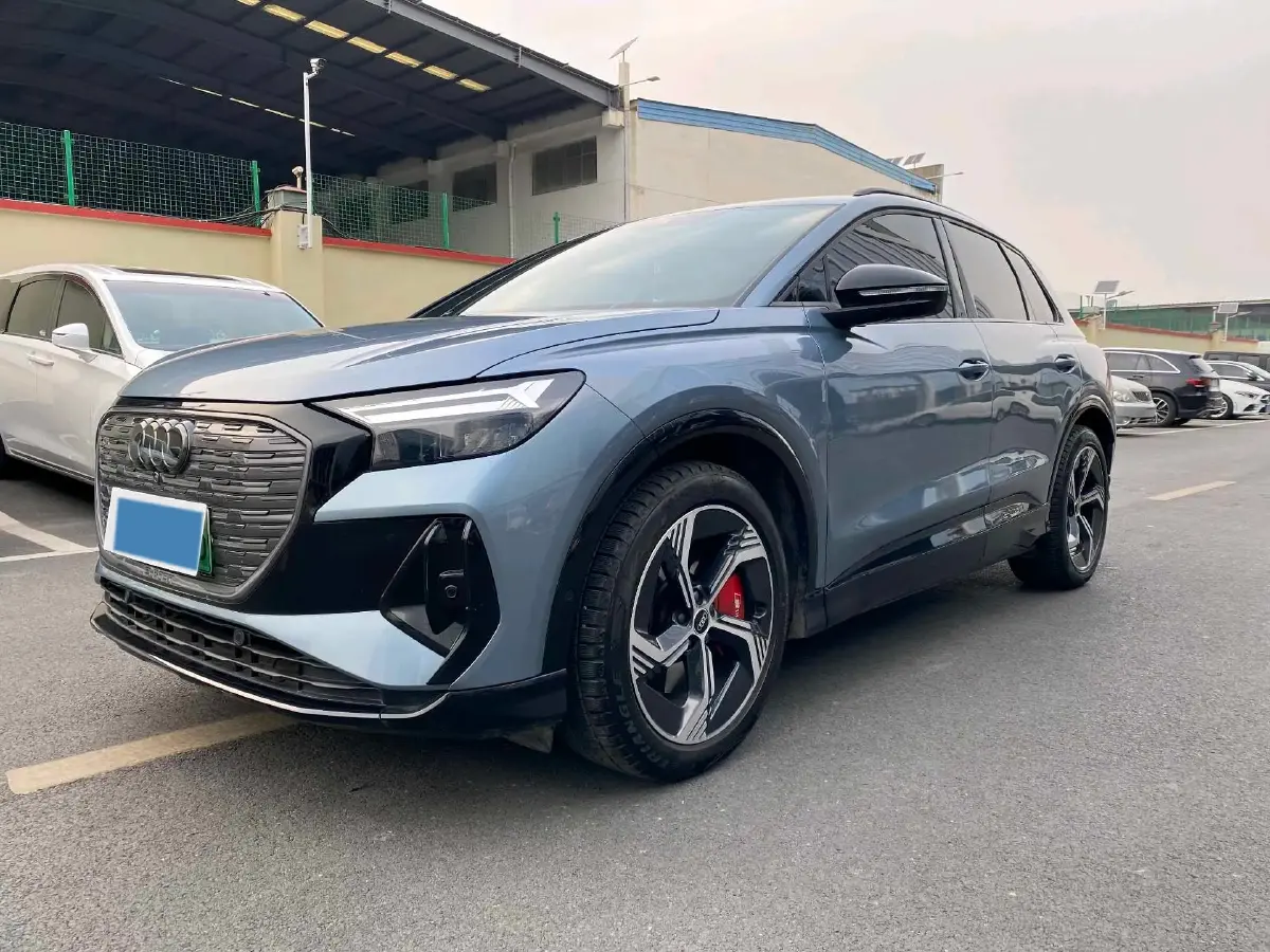 2022 Audi Q4 e-tron BEV 84.8KWH