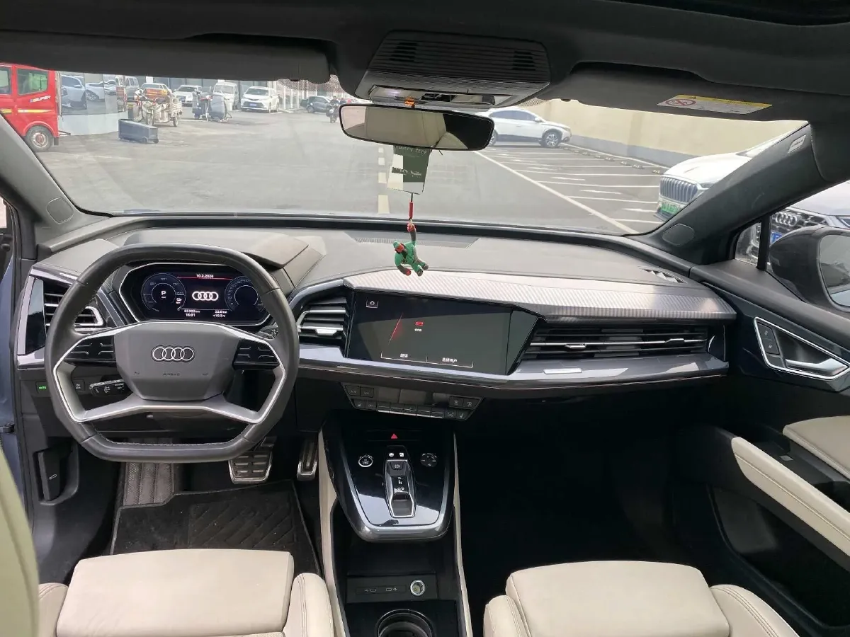 2022 Audi Q4 e-tron BEV 84.8KWH,autocango,china used car exporter,china ev exporter,chinese used car exporter,chinese used ev exporter