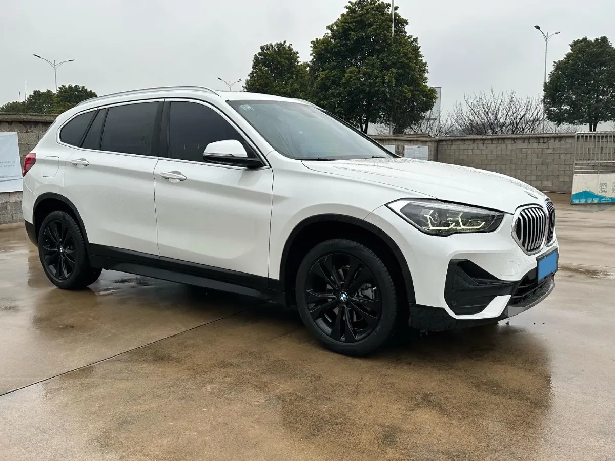 2021 BMW X1 1.5T 140HP L3 7DCT,autocango,china used car exporter,china ev exporter,chinese used car exporter,chinese used ev exporter