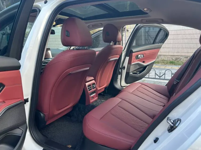 2024 BMW i3 BEV 70KWH,autocango,china used car exporter,china ev exporter,chinese used car exporter,chinese used ev exporter