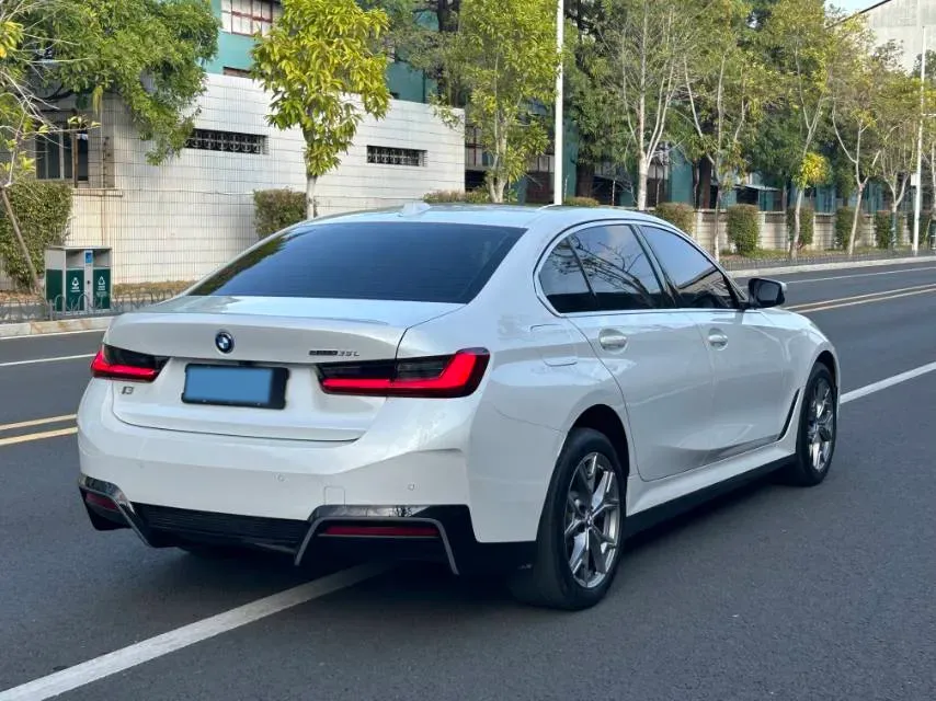 2024 BMW i3 BEV 70KWH,autocango,china used car exporter,china ev exporter,chinese used car exporter,chinese used ev exporter