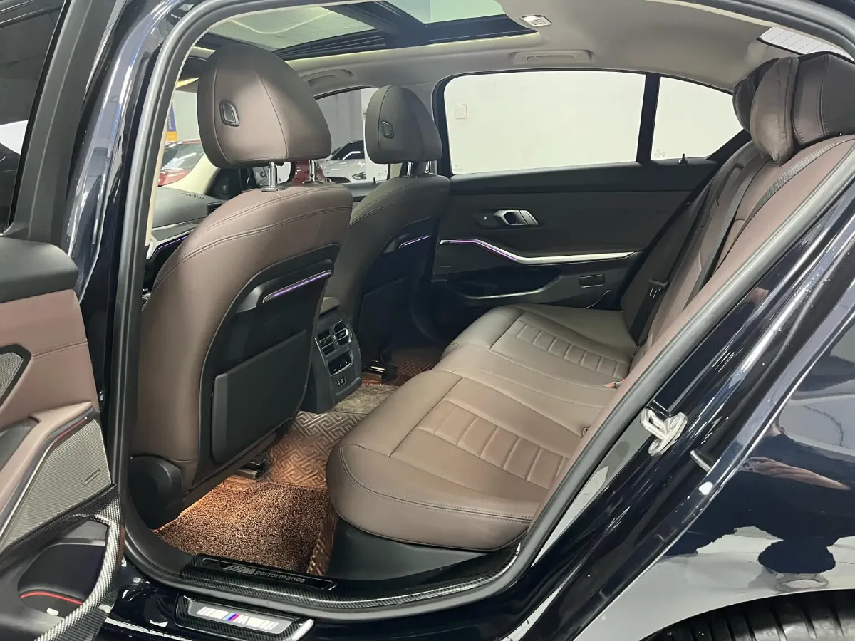 2021 BMW 3 Series 2.0T 184HP L4 8AT,autocango,china used car exporter,china ev exporter,chinese used car exporter,chinese used ev exporter