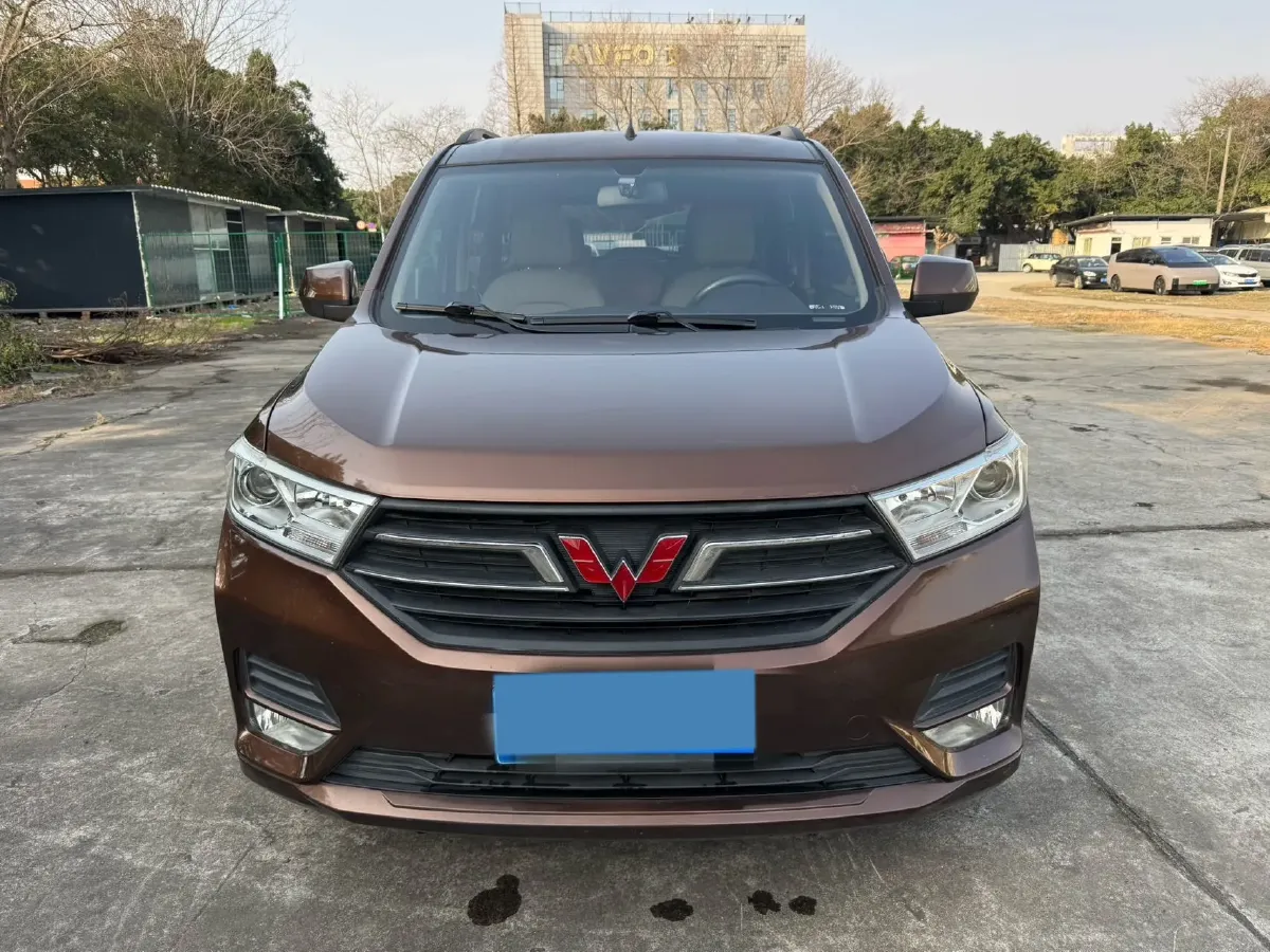 2019 WuLing HongGuang 1.5L 99HP L4 6MT,autocango,china used car exporter,china ev exporter,chinese used car exporter,chinese used ev exporter