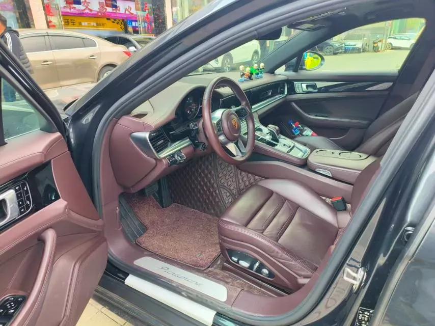 2017 BMW X6 3.0T 306HP L6 8AT,autocango,china used car exporter,china ev exporter,chinese used car exporter,chinese used ev exporter