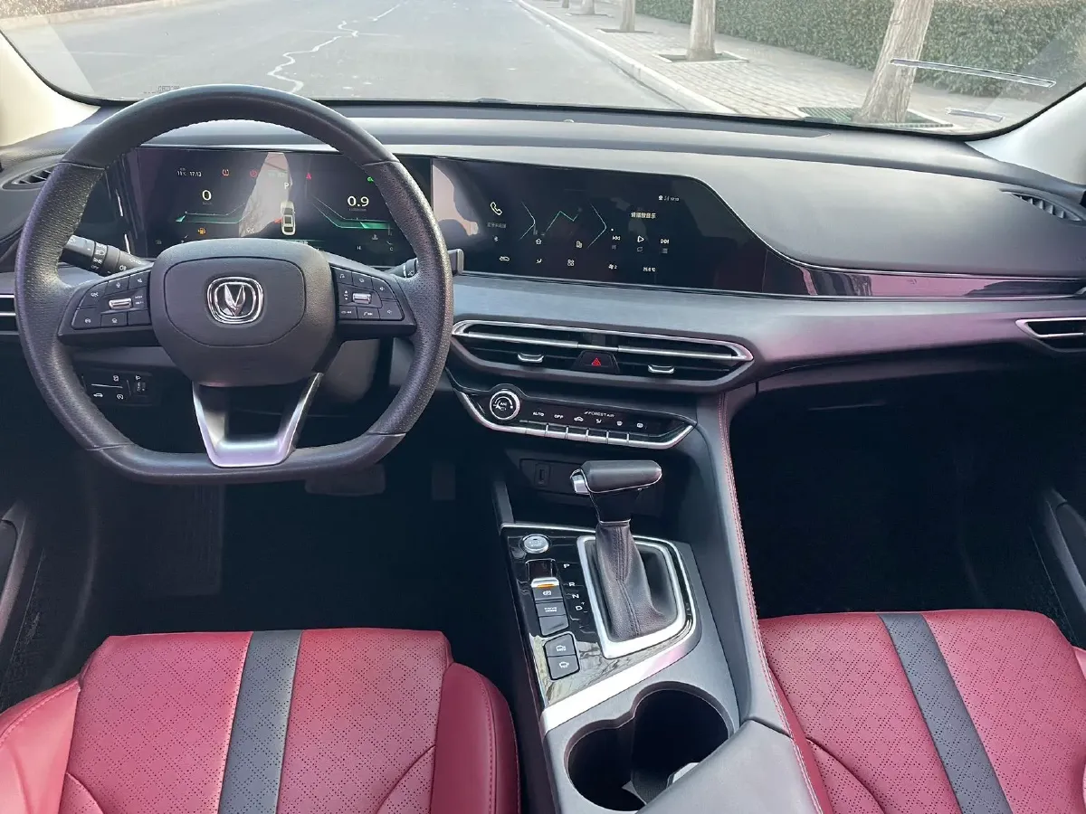 2021 ChangAn Eado 1.4T 160HP L4 7DCT,autocango,china used car exporter,china ev exporter,chinese used car exporter,chinese used ev exporter