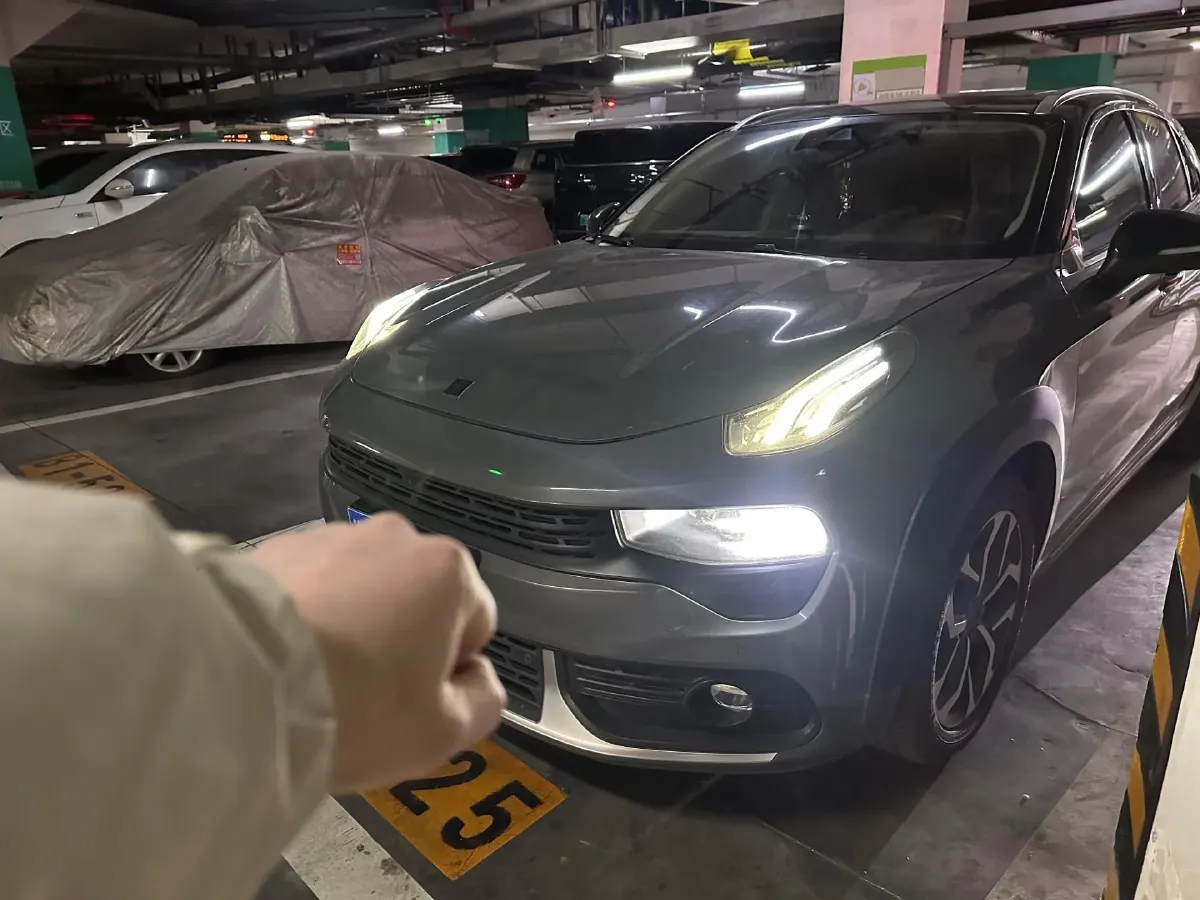 2018 Renault Koleos 2.0L 150HP L4 CVT,autocango,china used car exporter,china ev exporter,chinese used car exporter,chinese used ev exporter