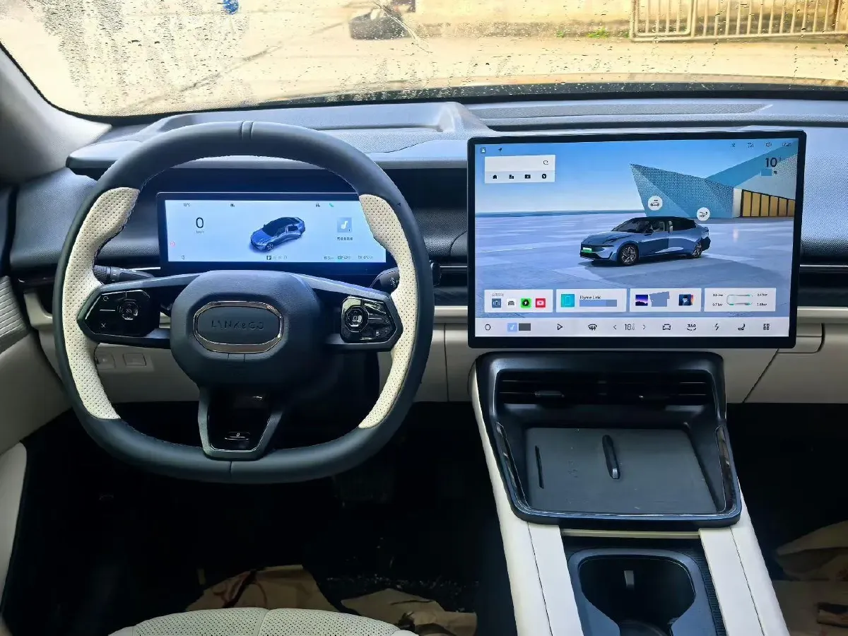 2024 LYNK&CO 01 2.0T 254HP L4 8AT,autocango,china used car exporter,china ev exporter,chinese used car exporter,chinese used ev exporter