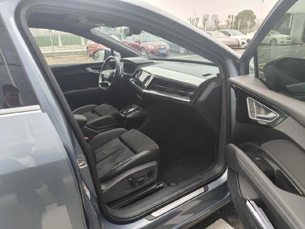 2023 Audi Q4 e-tron BEV 84.8KWH,autocango,china used car exporter,china ev exporter,chinese used car exporter,chinese used ev exporter